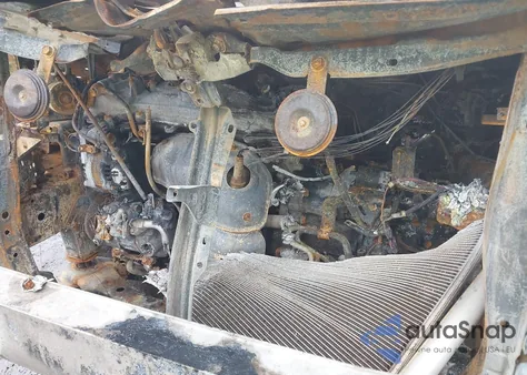 2011 Toyota Highlander Base V6 z USA, uszkodzony, nr VIN 5TDBK3EH6BS058035